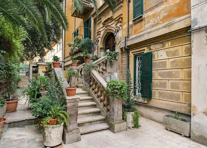 Walking To Trastevere Di Marialaura Aragno Rome